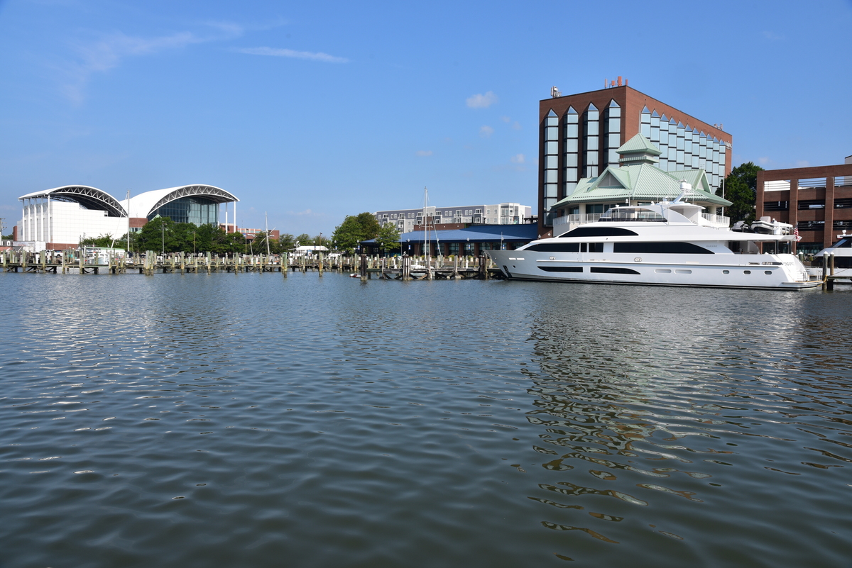 Muelle en Hampton, Virginia, EE.UU.