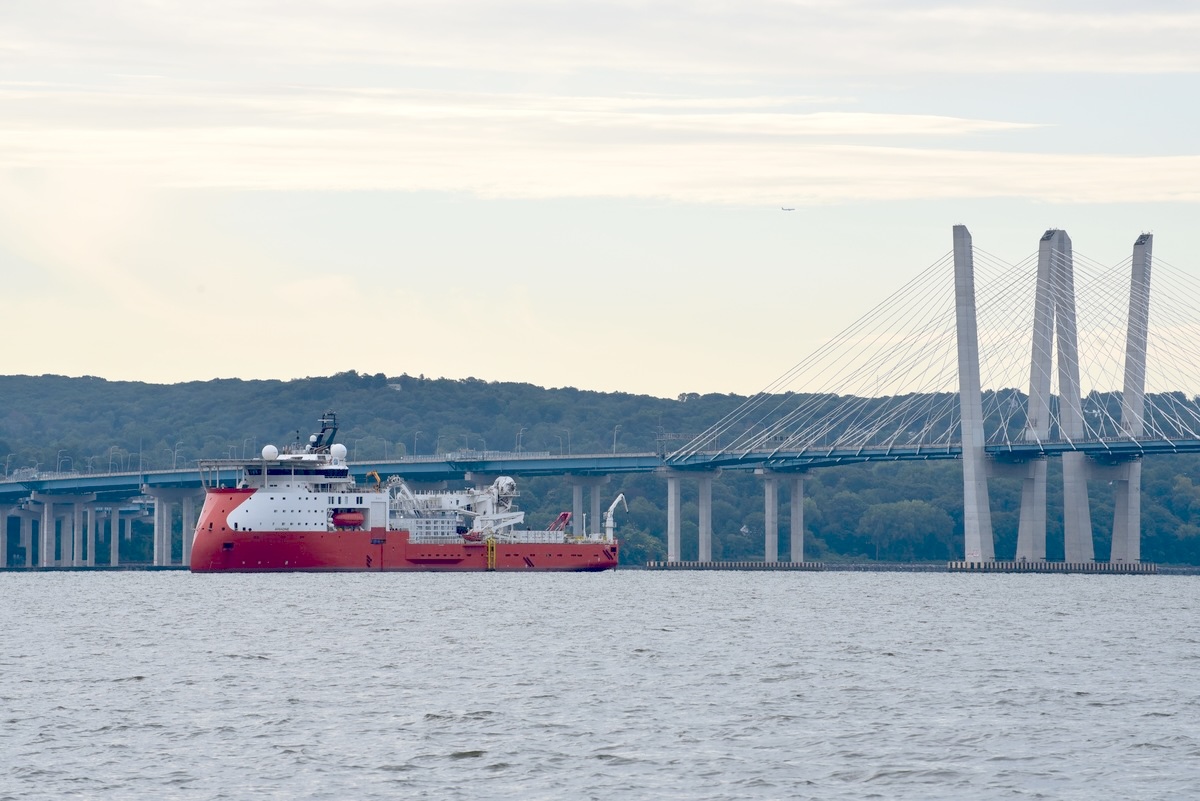 Ariadne con el puente Tappan Zee